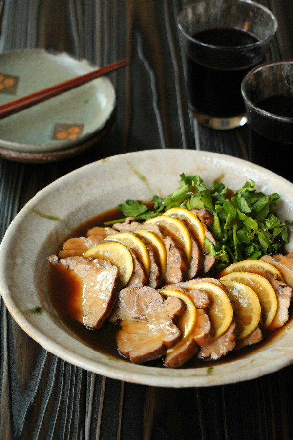 豚肉のめんつゆ煮　紅茶の香り