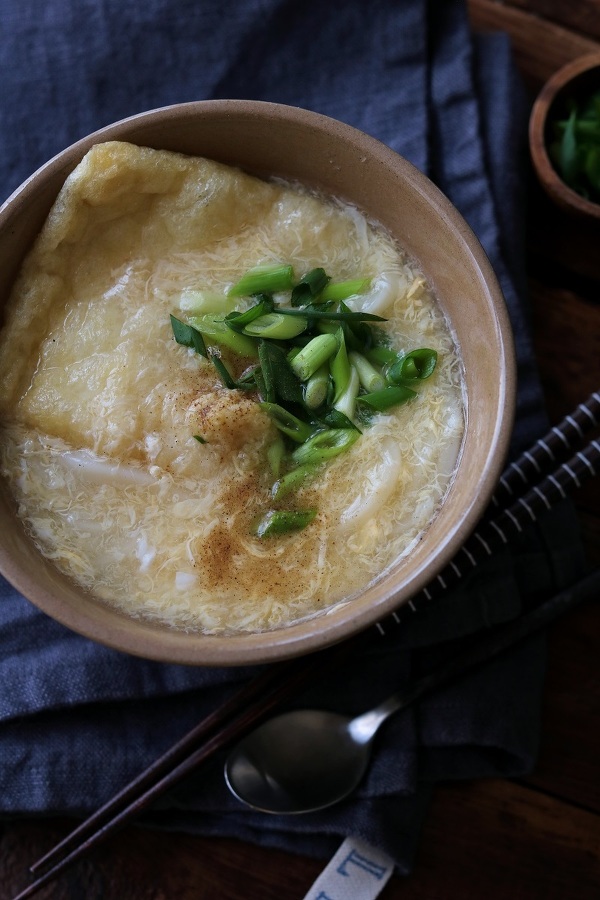 お揚げとかき玉あんかけうどん