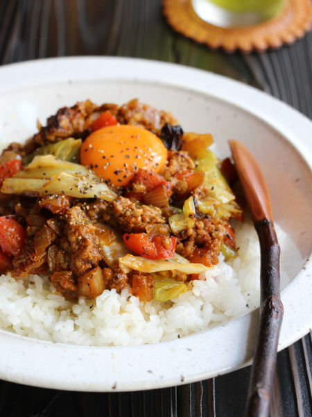 焼きレタスのキーマカレー