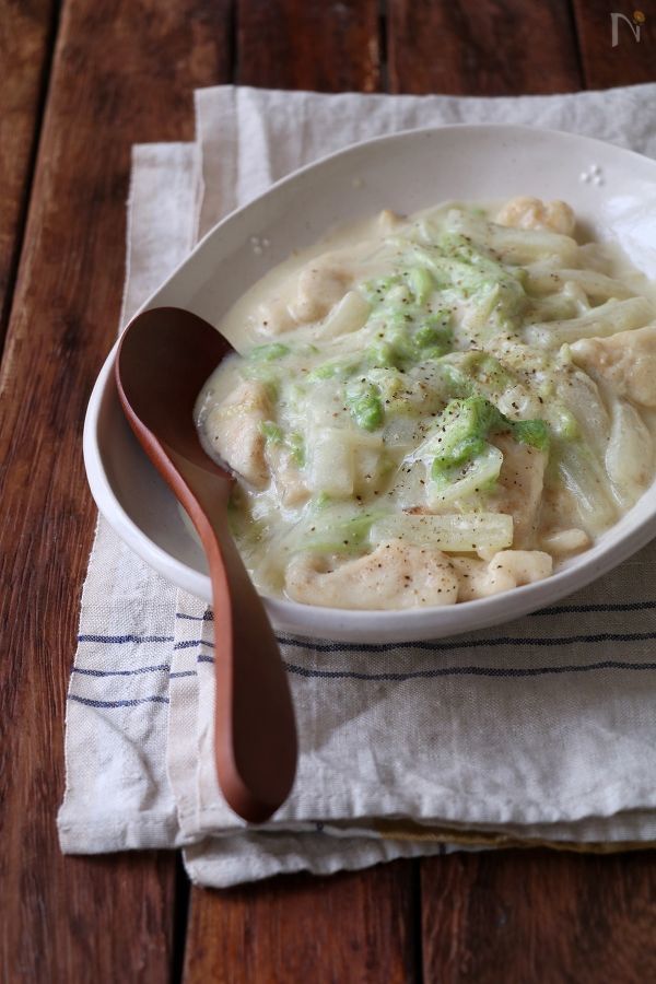 鶏むね肉と白菜のクリーム煮込み