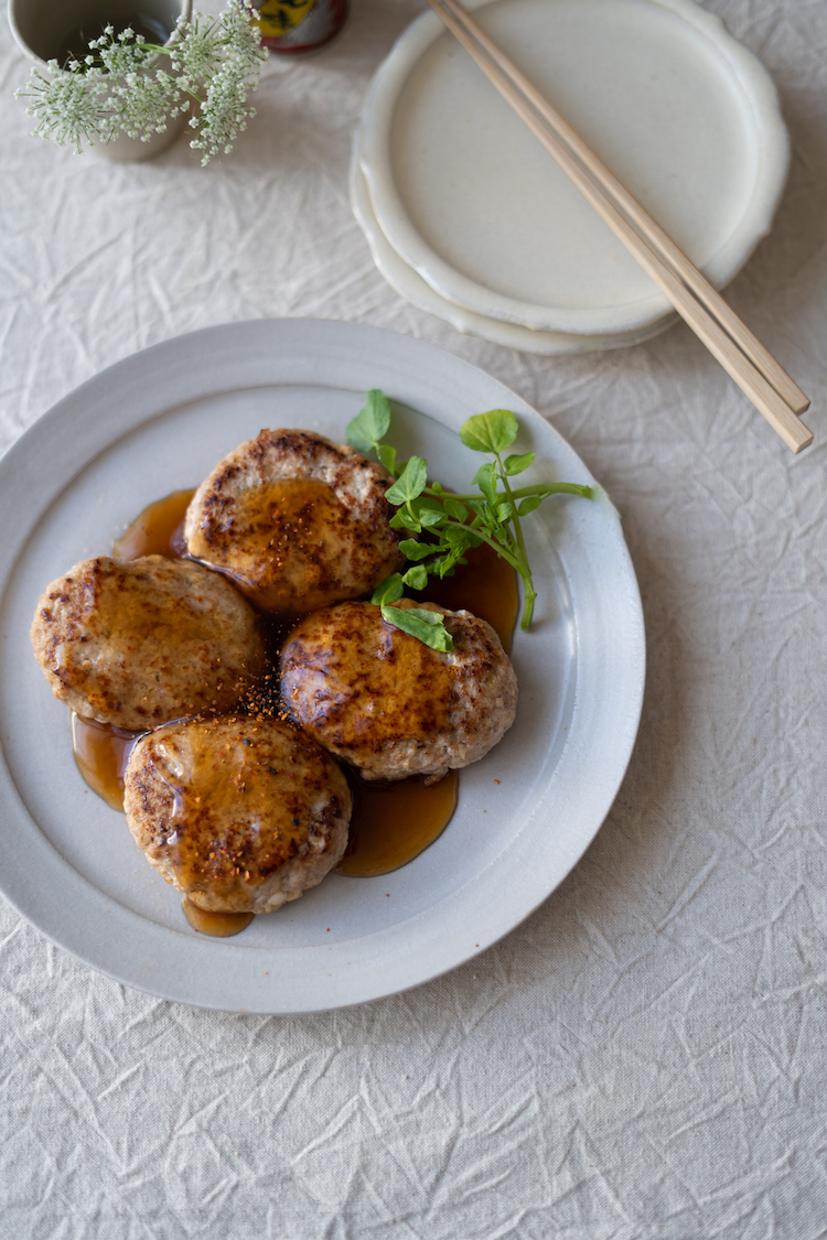 照り焼きたれの豆腐ハンバーグ