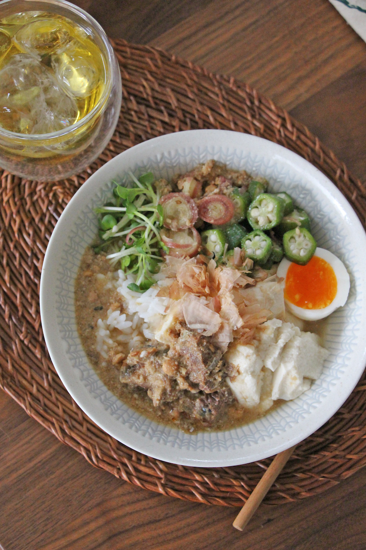 さば缶とオクラの豆腐冷や汁