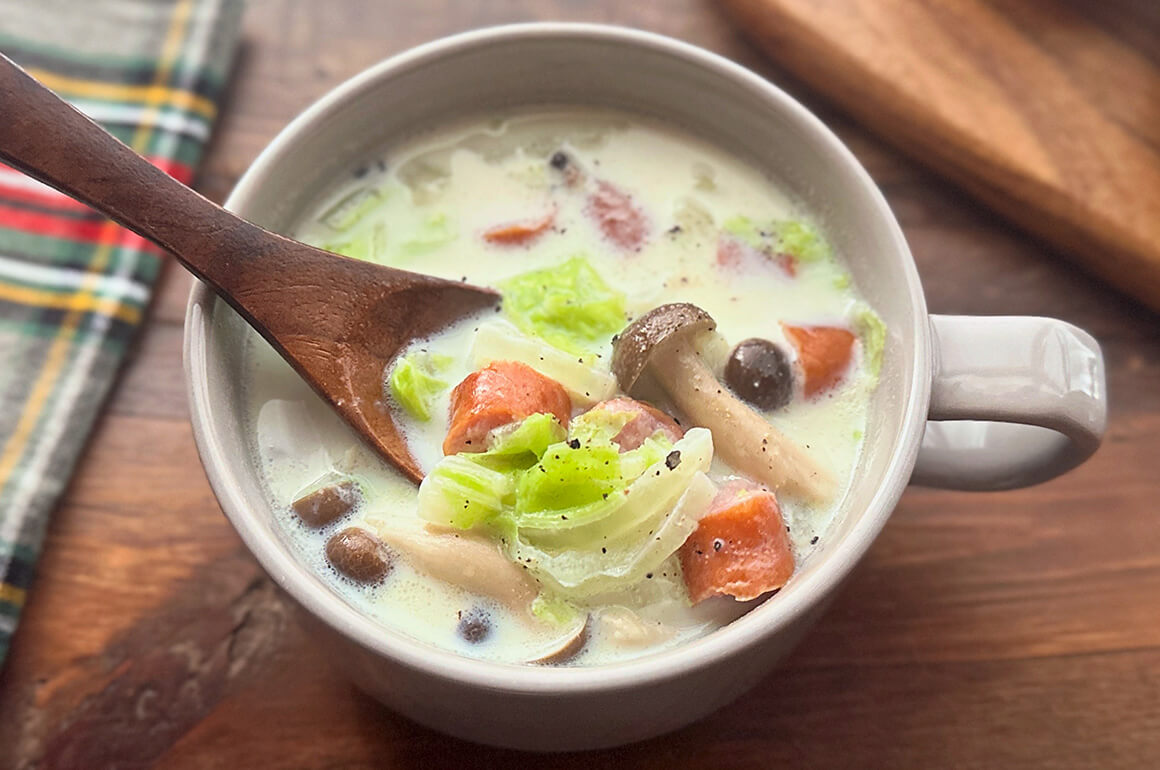 白菜とウインナーのミルクスープ